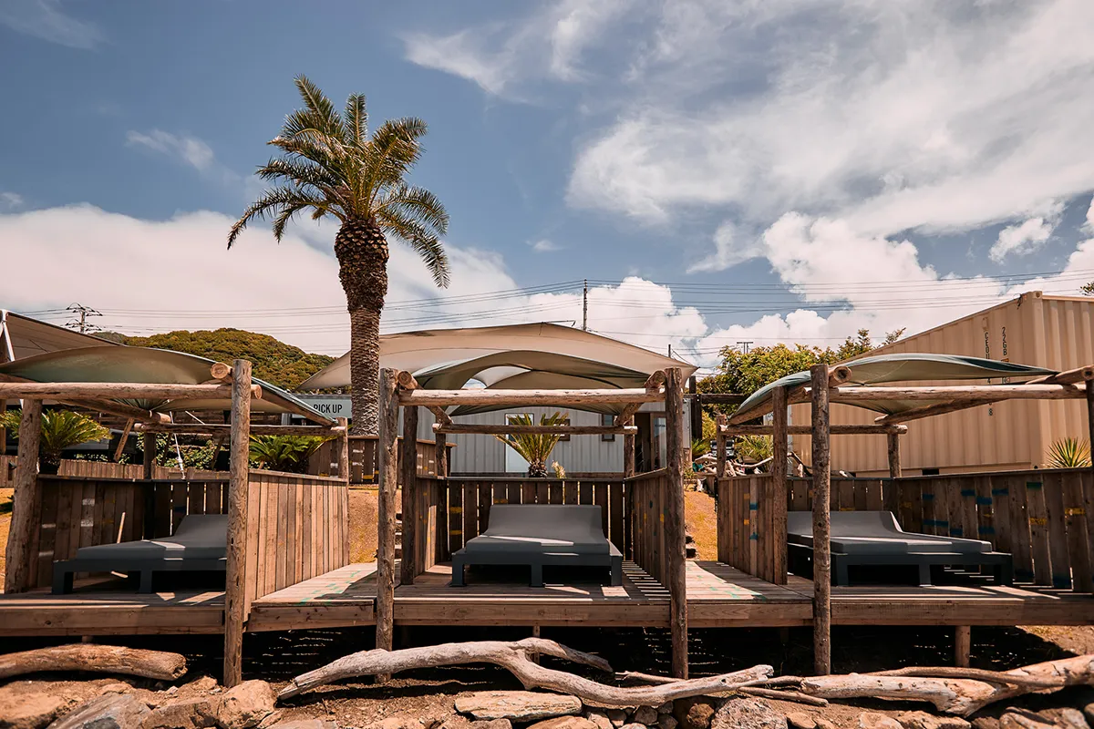 Motona Beach Club の BEACH CABANA
